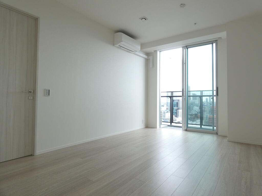 居室・リビング　内観