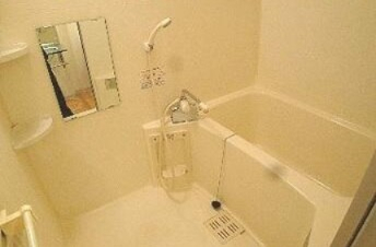 バス・シャワールーム　別部屋参考写真