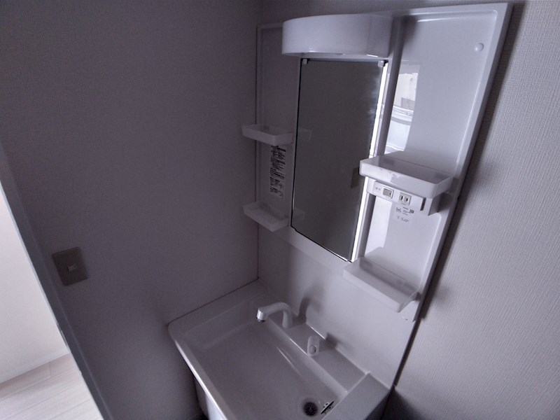 洗面設備　※他号室の参考写真となります