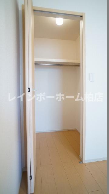 収納　ウォークインクローゼットです