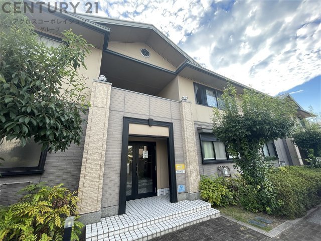 建物外観　敷地内に駐輪場があります！