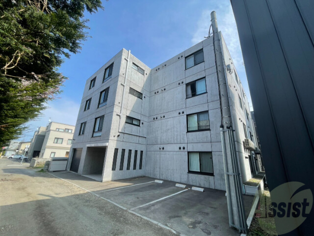 建物外観　札幌市中央区南二十条西「スペチアーレ山鼻」