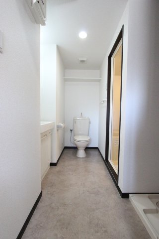 トイレ　現状優先です。