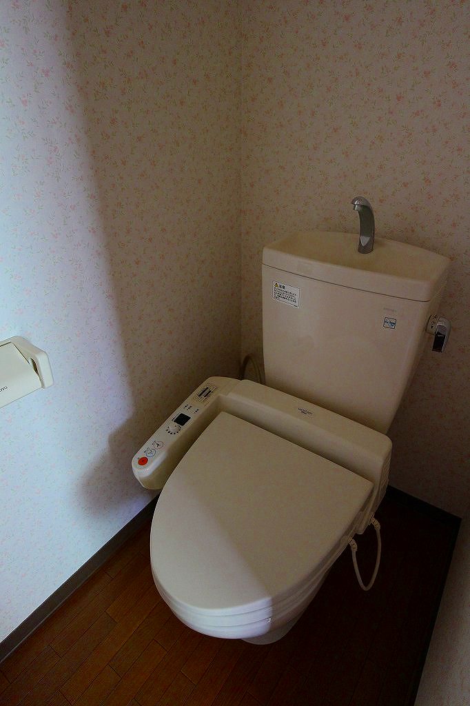 トイレ　トイレ 別号室参考写真
