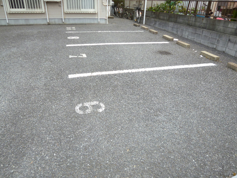 駐車場　駐車場