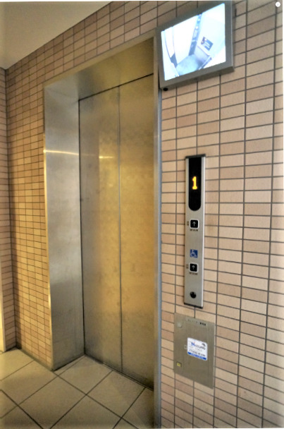 その他設備　エレベーターです