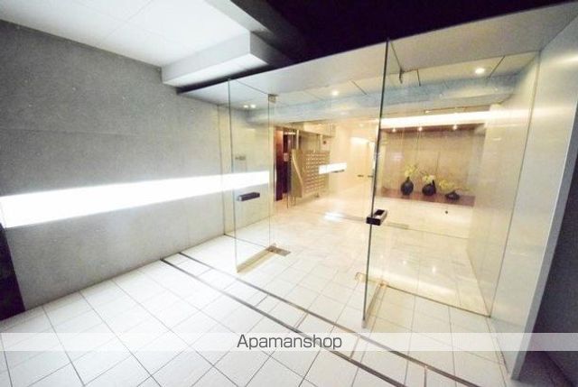 都営三田線 御成門駅 徒歩1分 15階建 築20年の外観写真