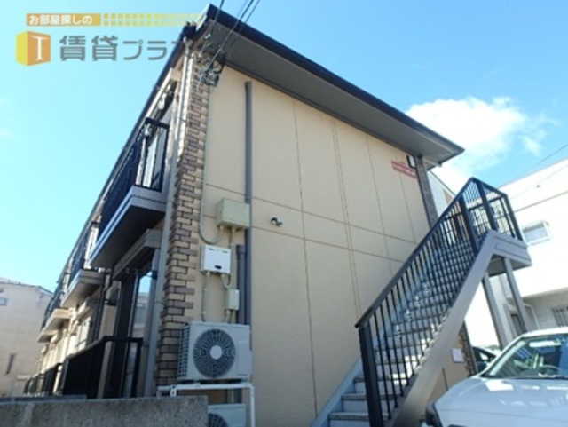建物外観　大きな公園の近くの閑静な場所です。