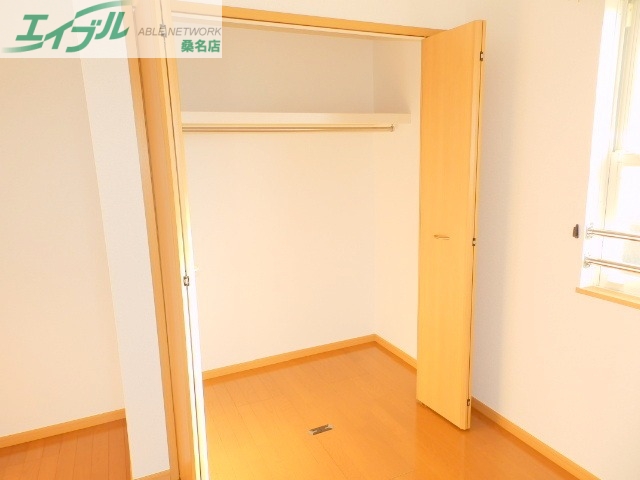 収納　同物件別室反転タイプ画像