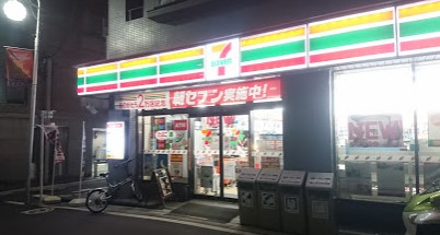 コンビニ　セブン-イレブン大井店（コンビニ）まで448m