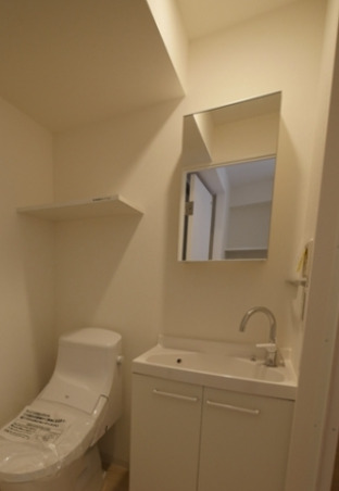 洗面設備　別タイプ部屋　参考写真です