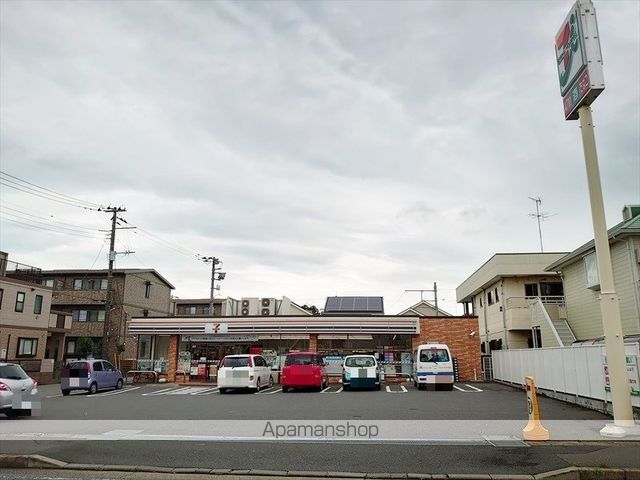 コンビニ　セブンイレブン（コンビニ）まで314m
