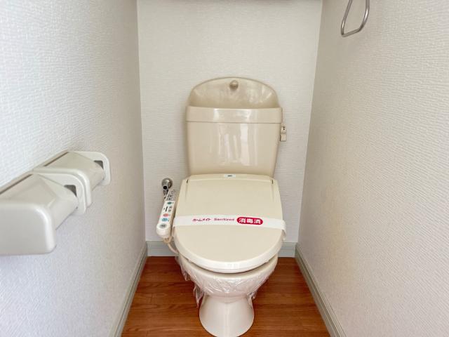 トイレ　シャワー付きトイレ
