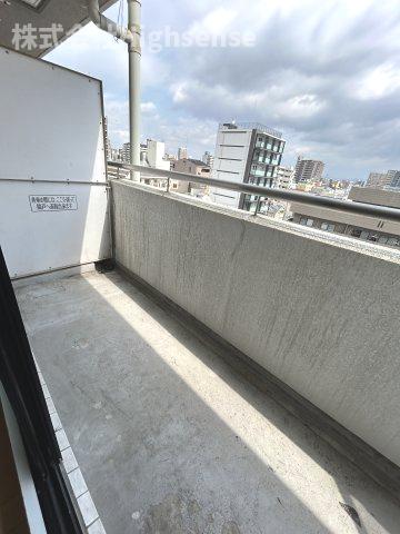 バルコニー　お洗濯にも便利なバルコニー付き