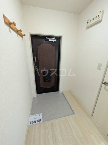 メゾン呉羽の里の玄関写真