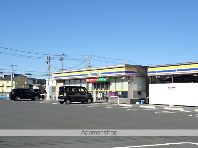 コンビニ　ミニストップ（コンビニ）まで1076m