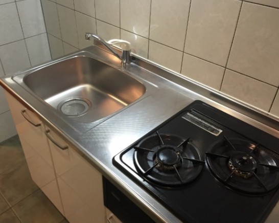 キッチン　同物件別号室参考写真です。