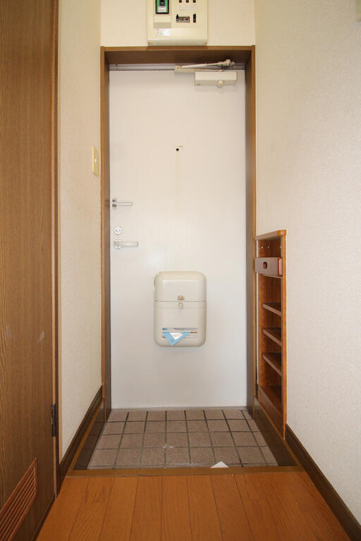 玄関　玄関