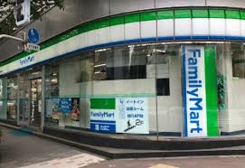 コンビニ　ファミリーマート日本橋茅場町店（コンビニ）まで114m