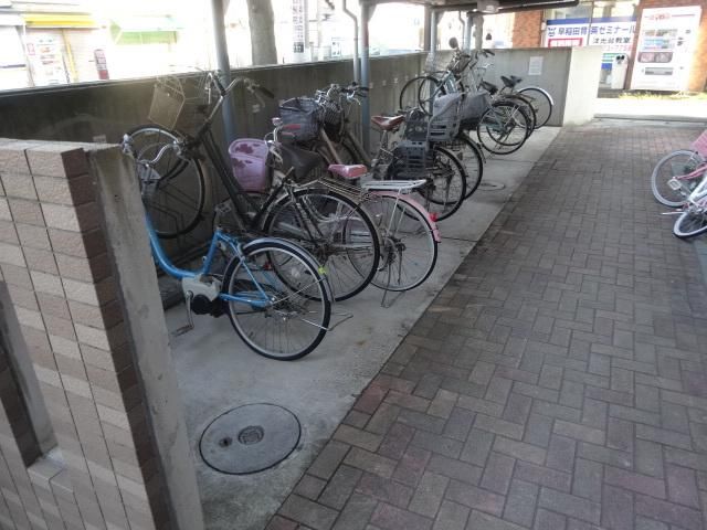 その他共有部分　★★敷地内、屋根付き駐輪場★★