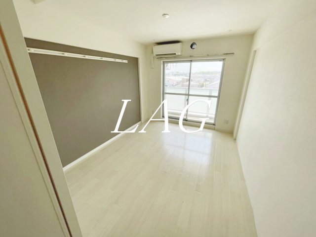 居室・リビング　洋室のお部屋です。