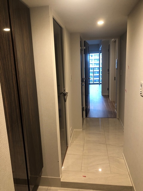 玄関　※写真は同タイプ住戸です。