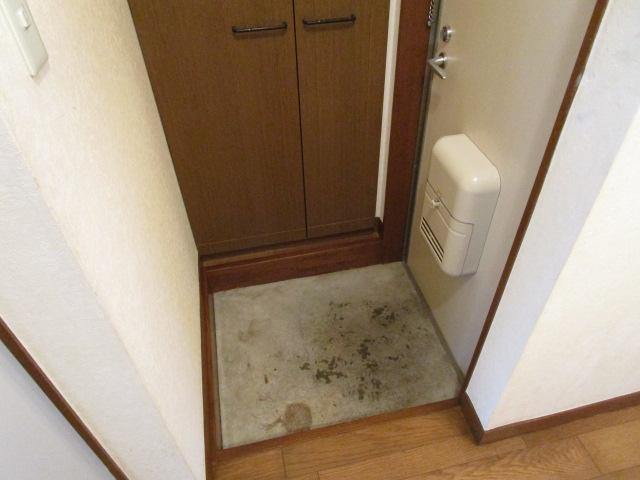 モンシェール大泉の玄関写真