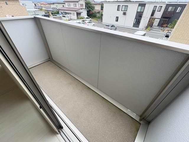 ＪＲ東北本線 郡山駅 バス乗車時間：31分 最寄りバス停で下車 徒歩1分 2階建 築8年の内装写真