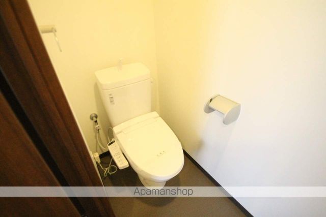 阪急千里線 吹田駅 徒歩15分 9階建 築13年のトイレ写真
