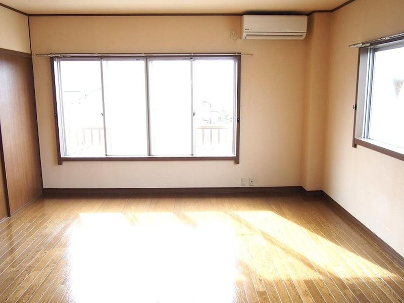 南町ニュータウンC棟の居間写真