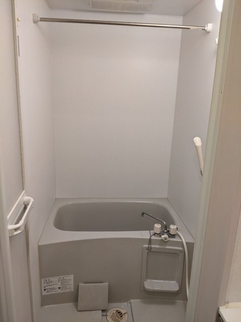 バス・シャワールーム　【浴室】同物件別部屋