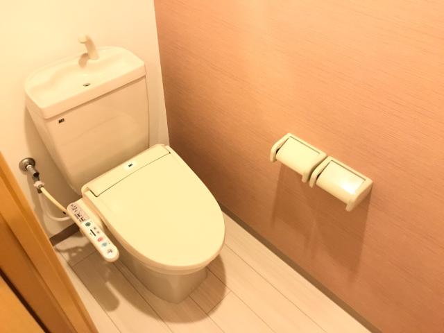 トイレ　シャワー付トイレ