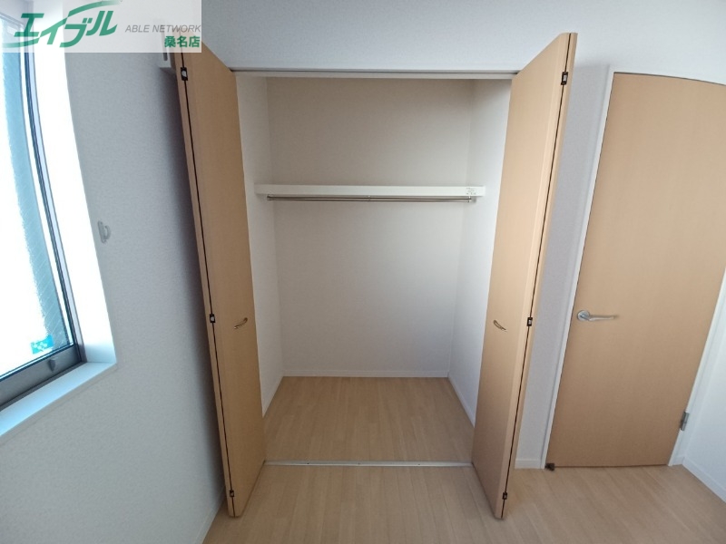 収納　同型参考写真