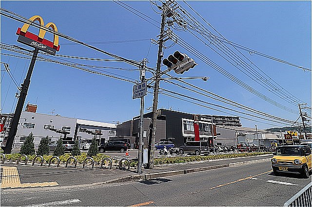 飲食店　マクドナルド門真御領店（飲食店）まで515m