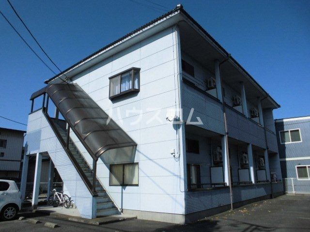 【前橋市山王町のアパートの建物外観】