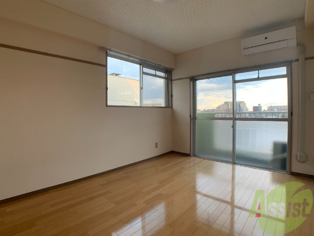 居室・リビング　キレイなフローリングのリビングでしたよ。