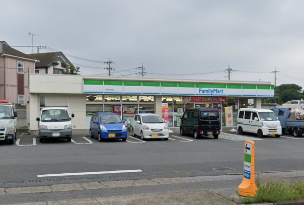 コンビニ　ファミリーマート 松戸稔台店（コンビニ）まで971m