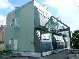 その他共有部分　建物入口です♪