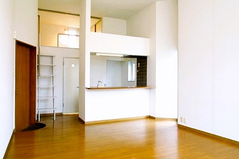 居室・リビング　明るいリビング♪