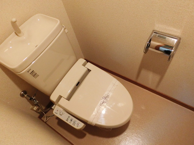 【ロンモンターニュ小阪のトイレ】
