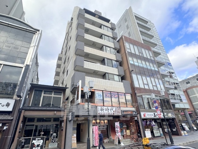 U residence京都三条の建物外観