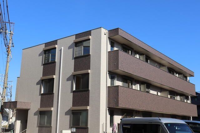 川崎市多摩区堰のマンションの建物外観