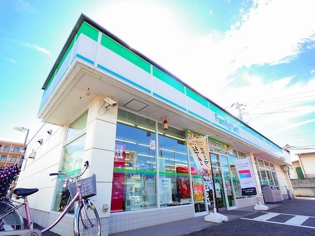 【川越市砂新田のマンションのコンビニ】