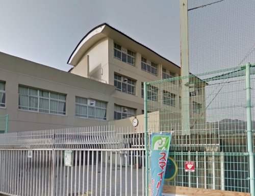 【神戸市長田区長田天神町のアパートの中学校】