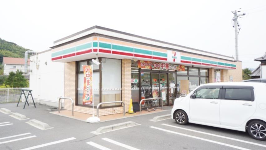 コンビニ　セブン－イレブン倉敷玉島勇崎店（コンビニ）まで435m