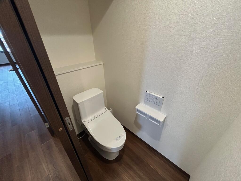 トイレ　参考写真
