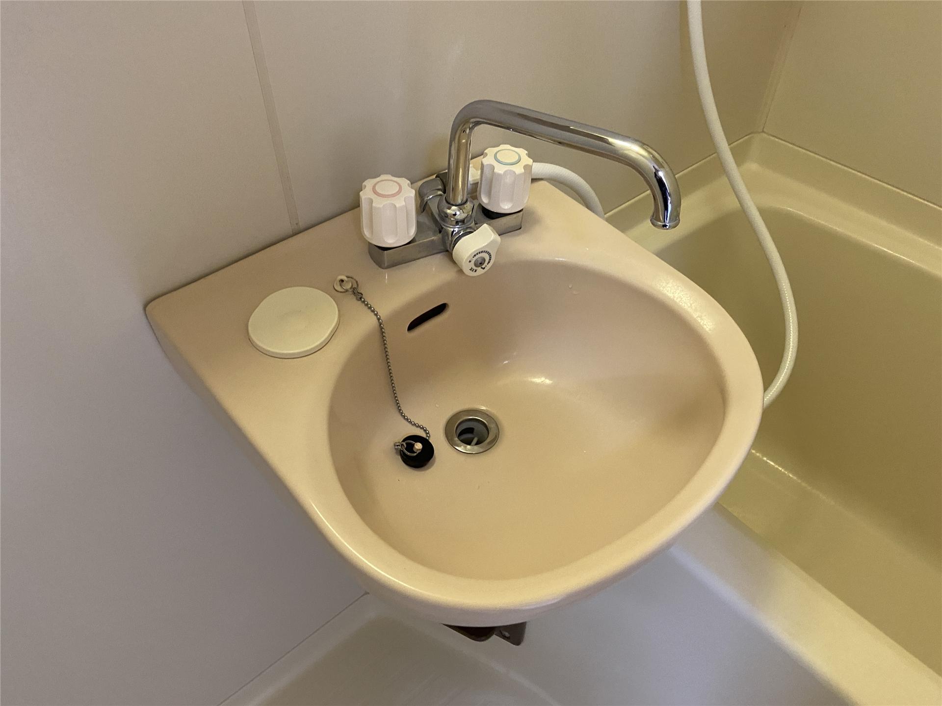 洗面設備　洗面ボウル付きです