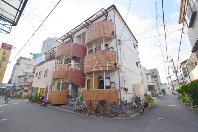 寝屋川市香里北之町のマンションの建物外観