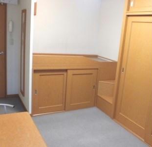 その他設備　造付けベッド