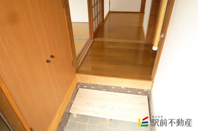 玄関　シューズＢＯＸ完備☆